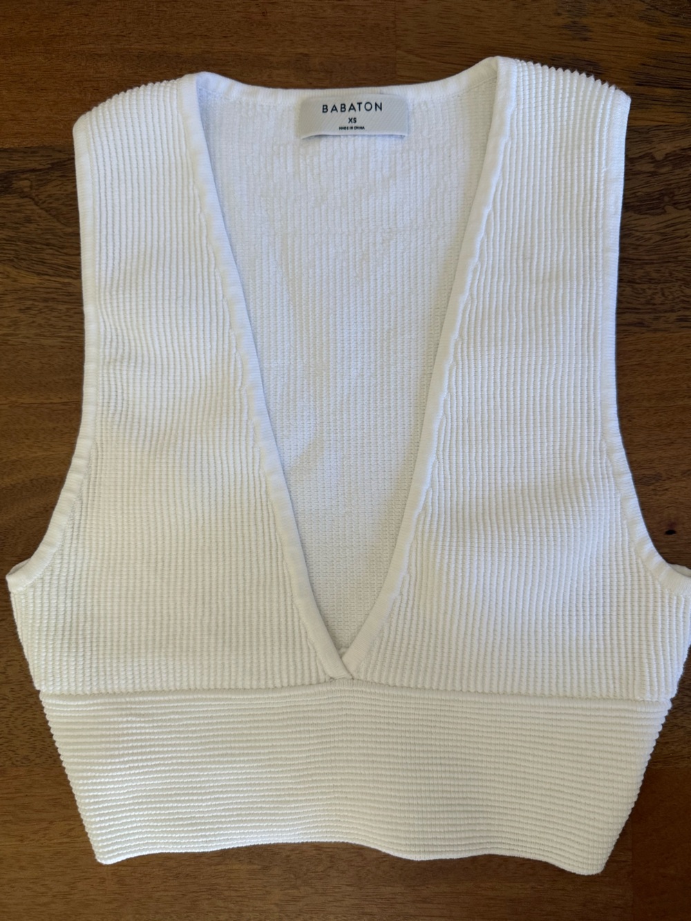 Aritzia Babaton Crop Tank